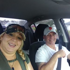 Meet your Posher, Idania